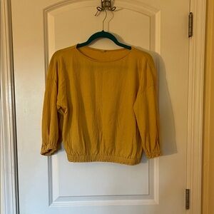 Uniqlo Yellow Women's Crew Neck Sweater